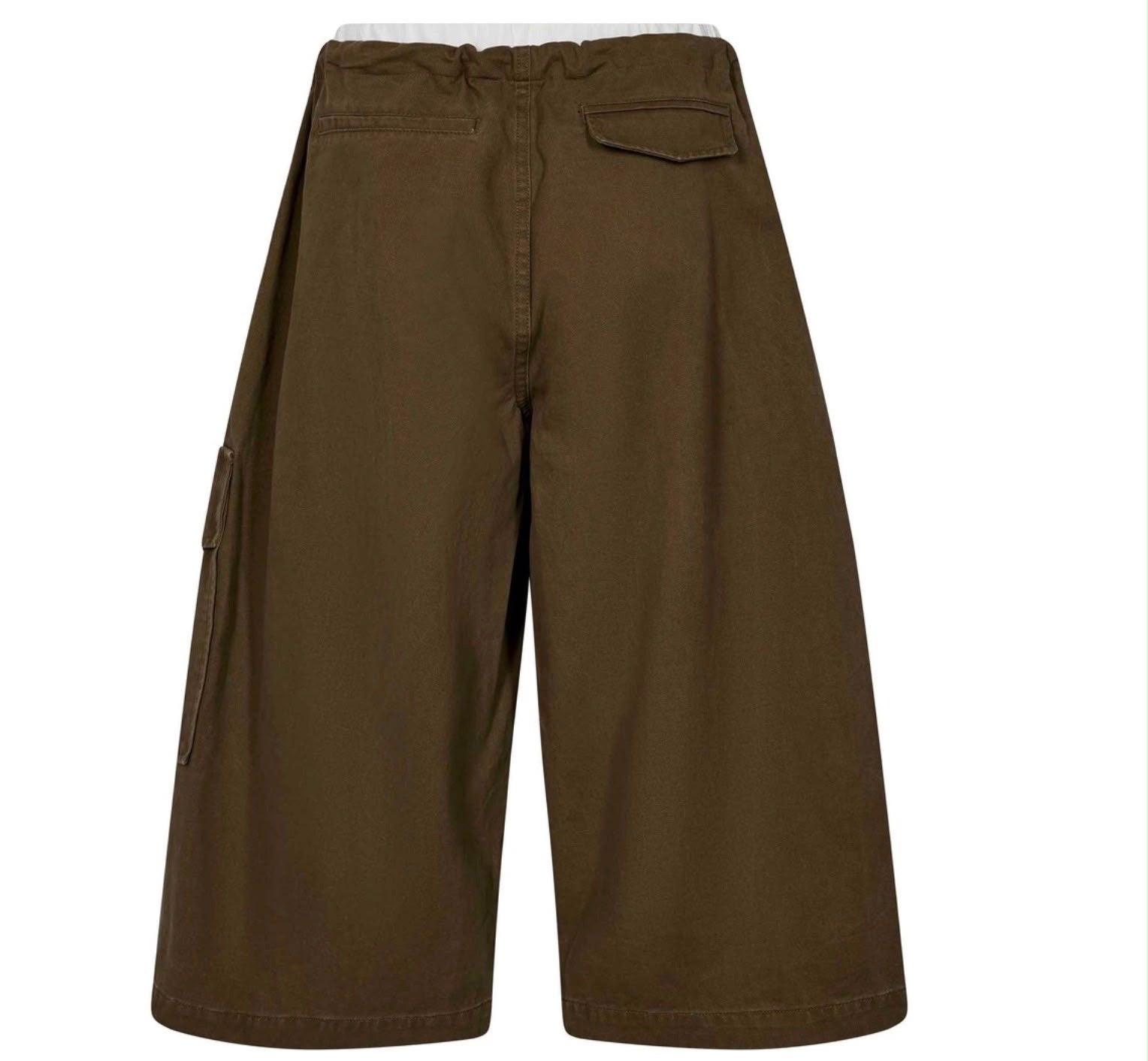 HAUTE L'AMITIÉ - Pull On Cargo Bermudas