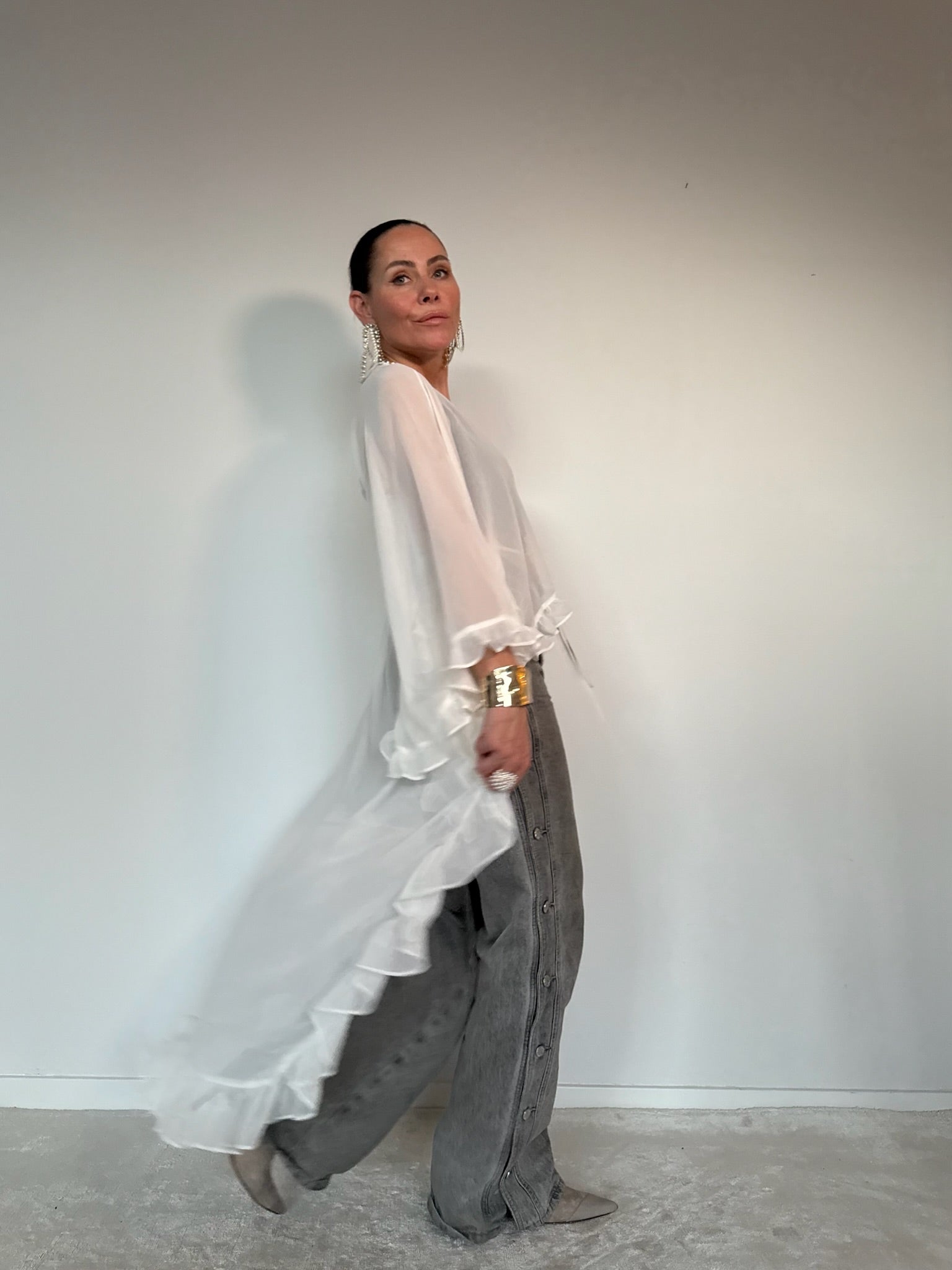 AndreA - Ruffle Cape