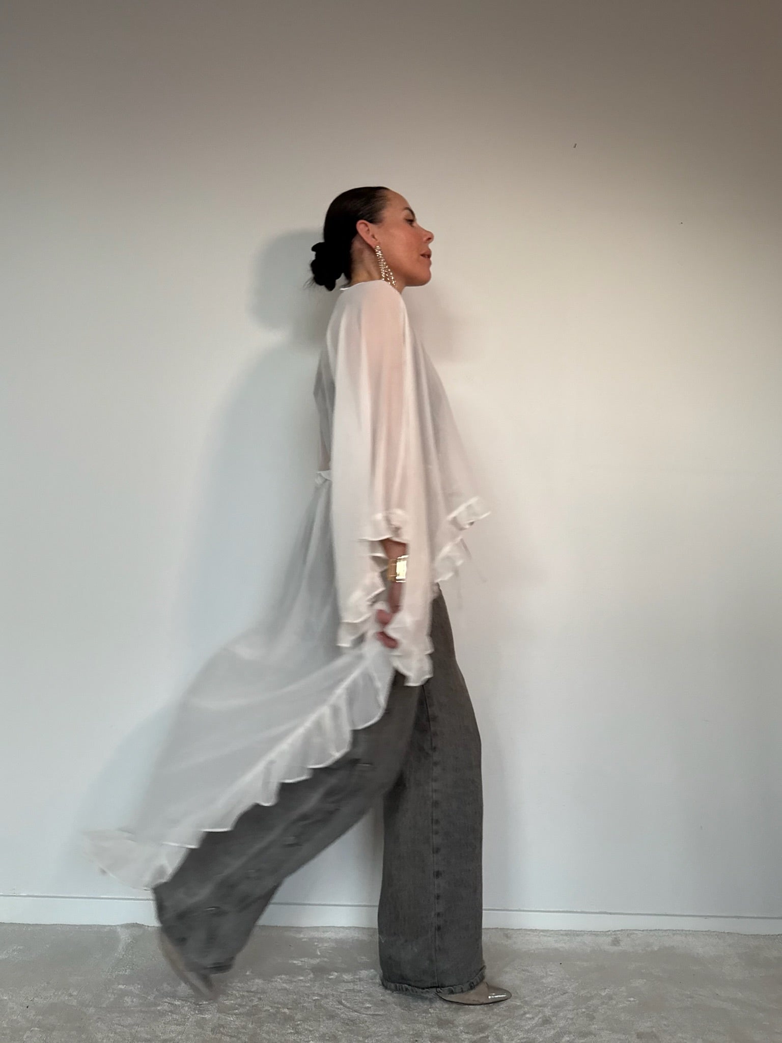 AndreA - Ruffle Cape