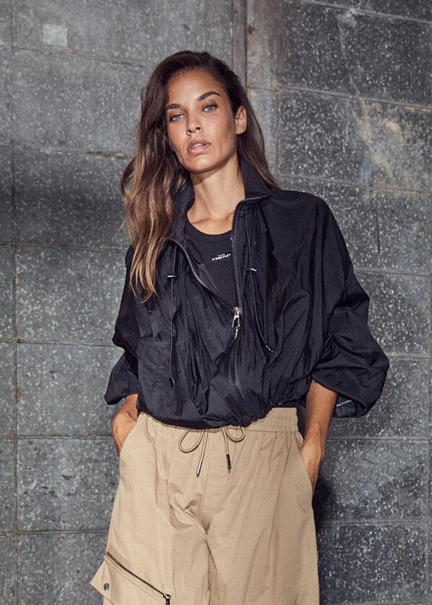 HAUTE L'AMITIÉ - Iron Paper Jacket
