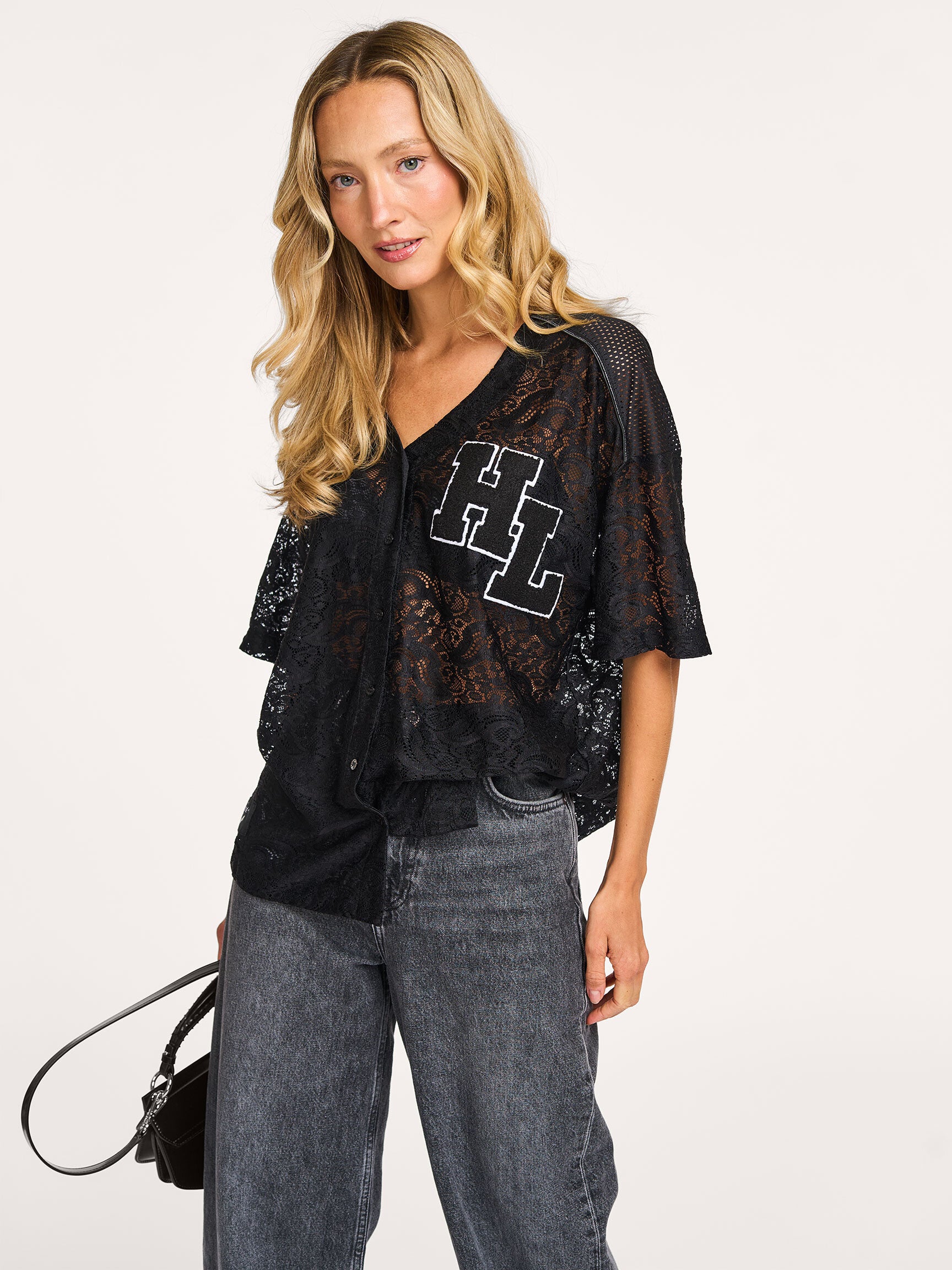 HAUTE L'AMITIÉ - Court Lace Tee