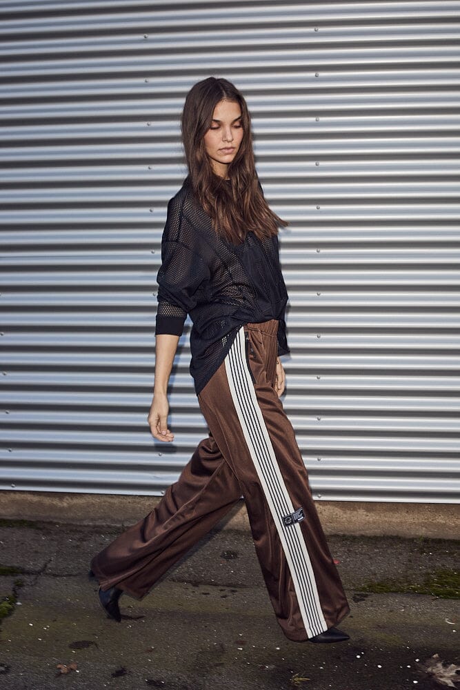 HAUTE L'AMITIÉ - Baggy Track Pants -Regular Length