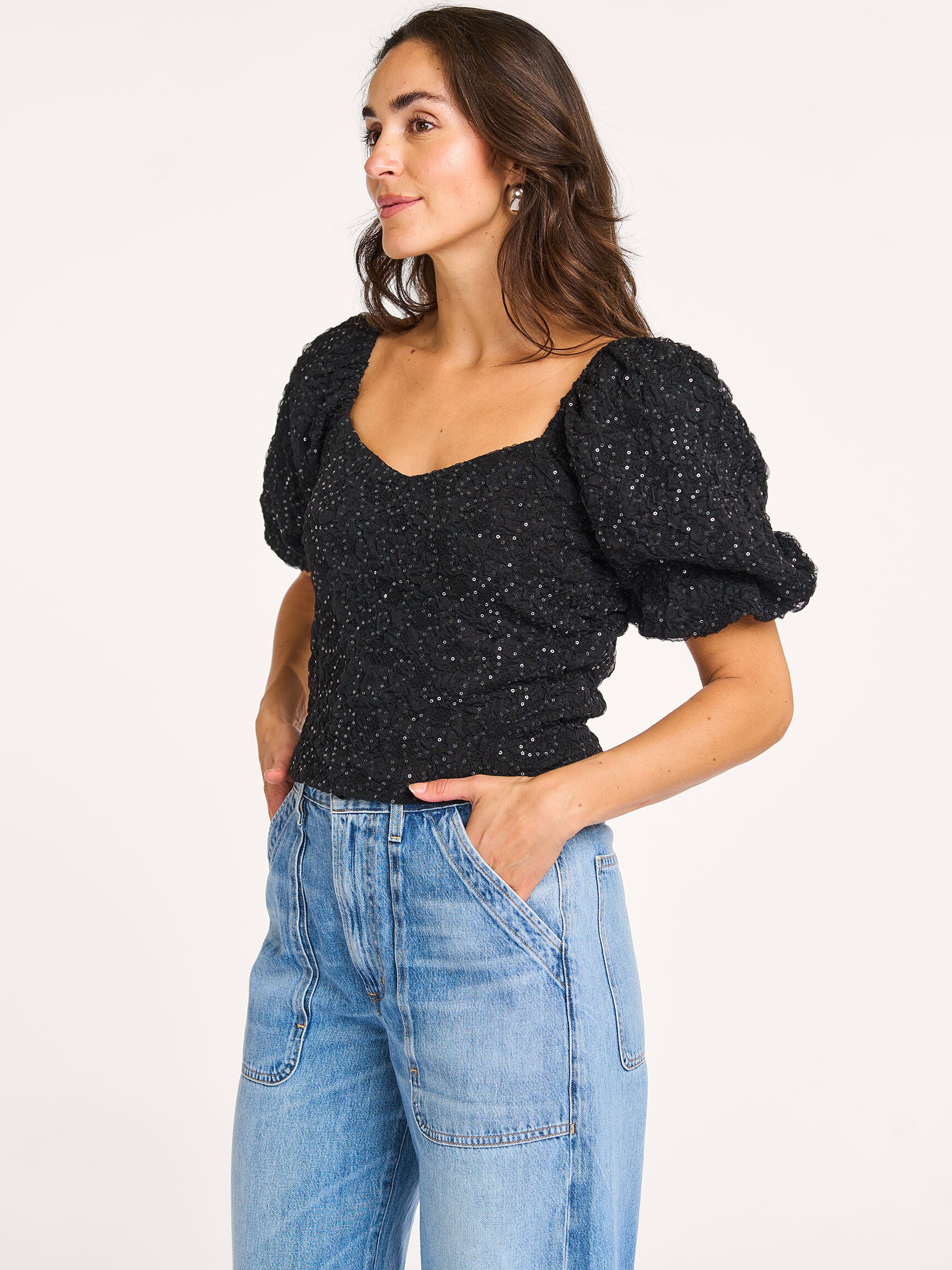 HAUTE L'AMITIÉ - Dazzy Crease Sequin Top