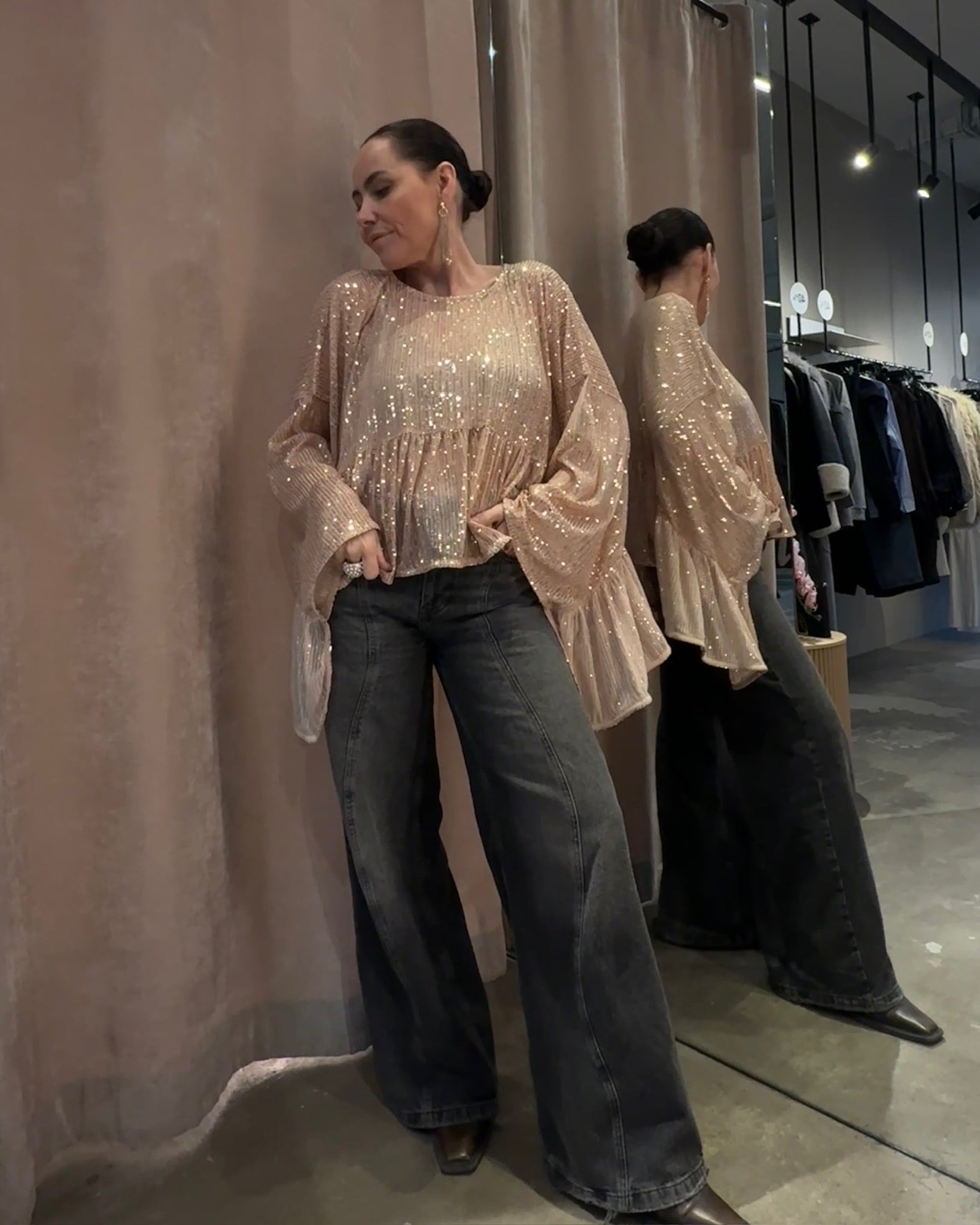 AndreA - Wing Top Sequin