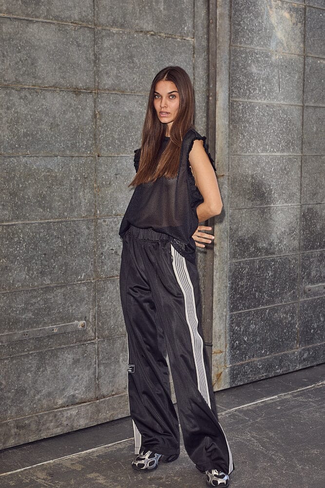HAUTE L'AMITIÉ - Baggy Track Pants -Regular Length