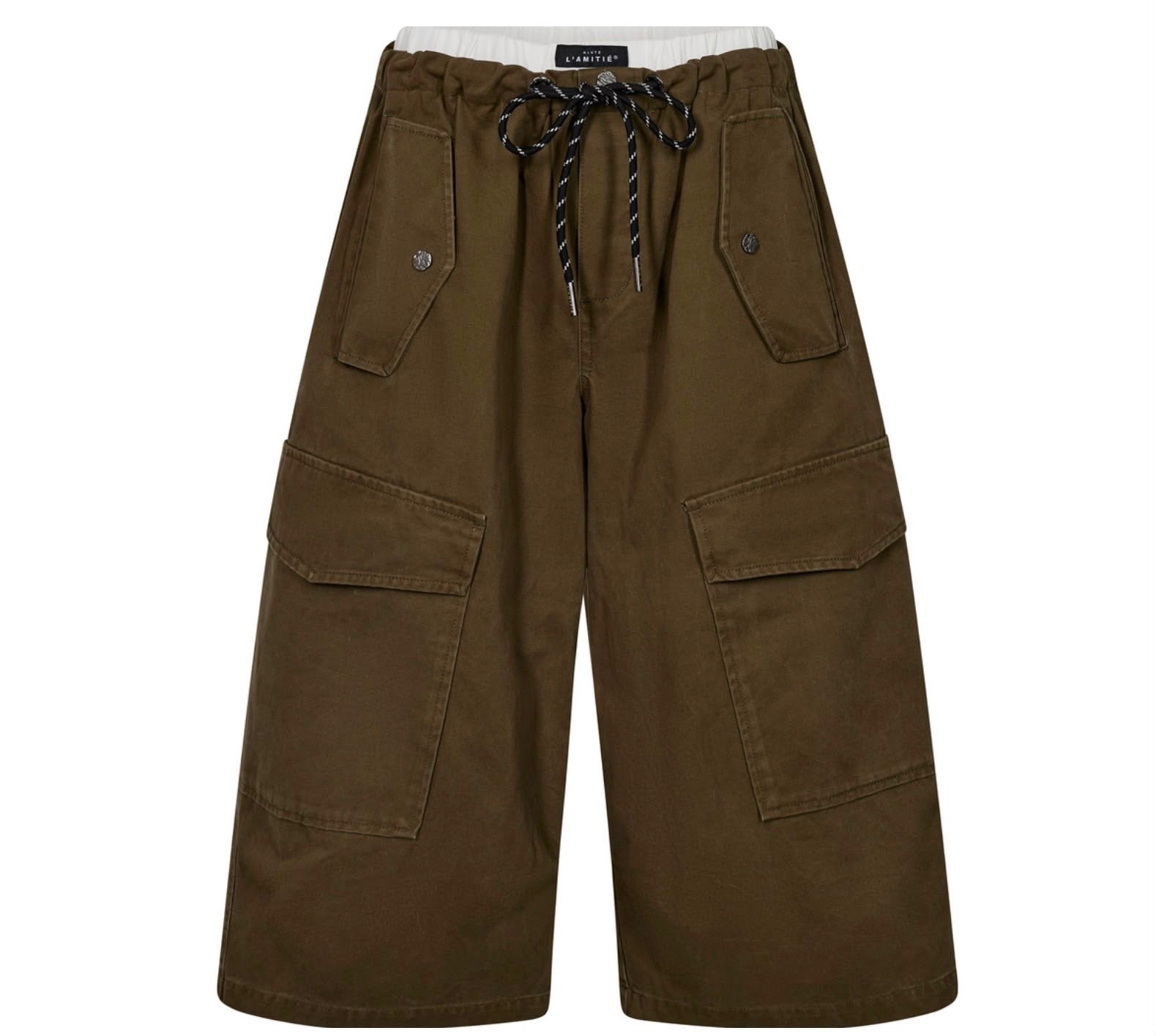 HAUTE L'AMITIÉ - Pull On Cargo Bermudas