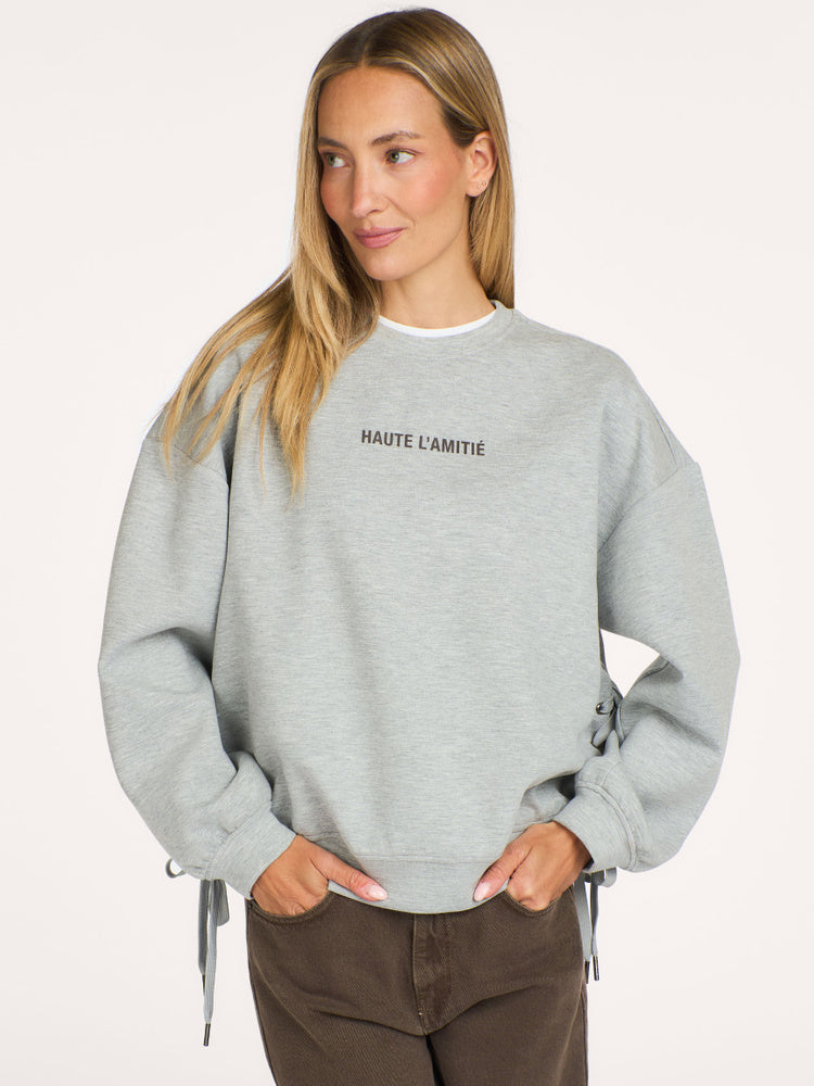 HAUTE L'AMITIÉ - New Studio Tie Sweat