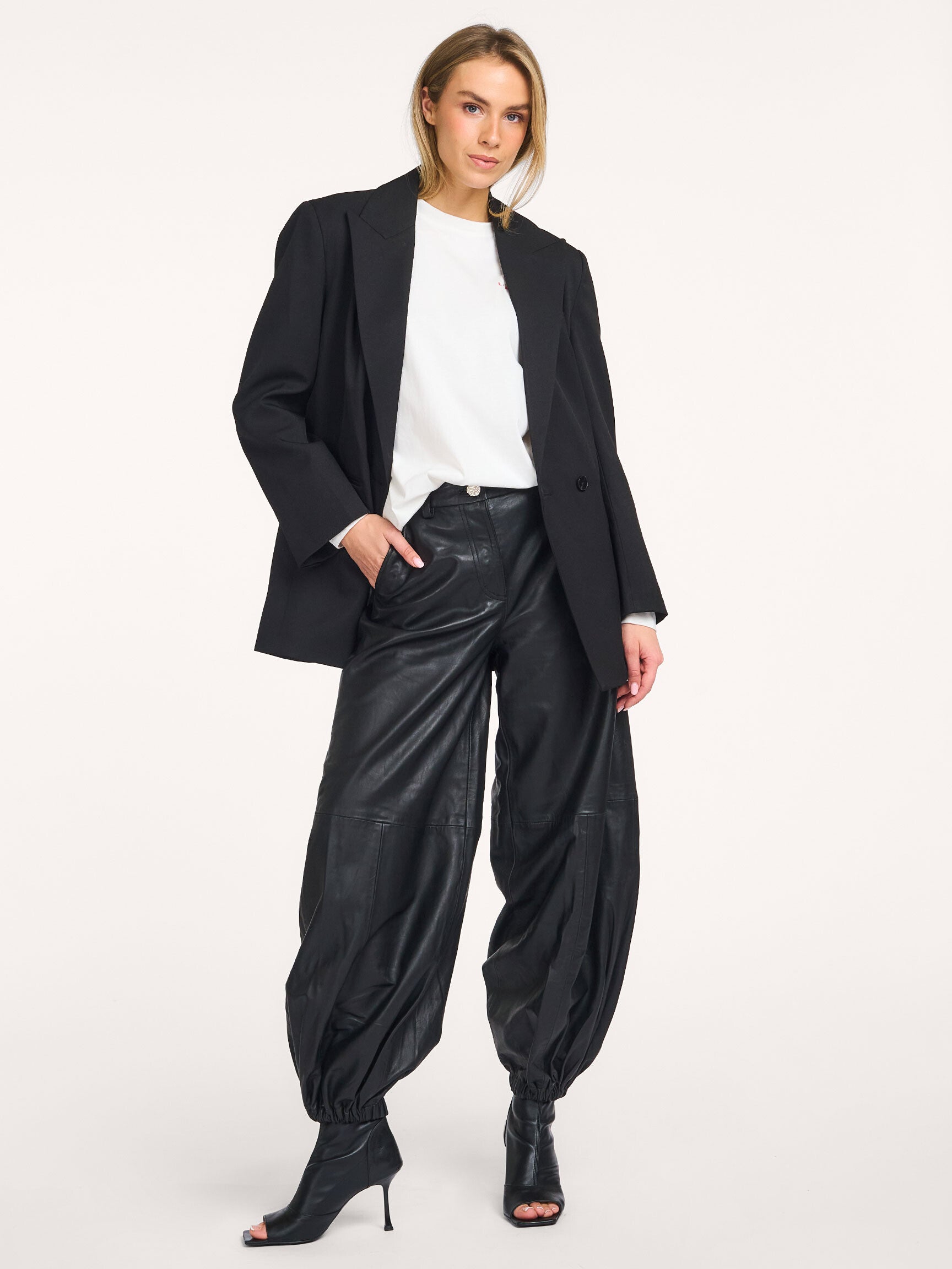 HAUTE L'AMITIÉ - Jasmin Leather Harem Pant