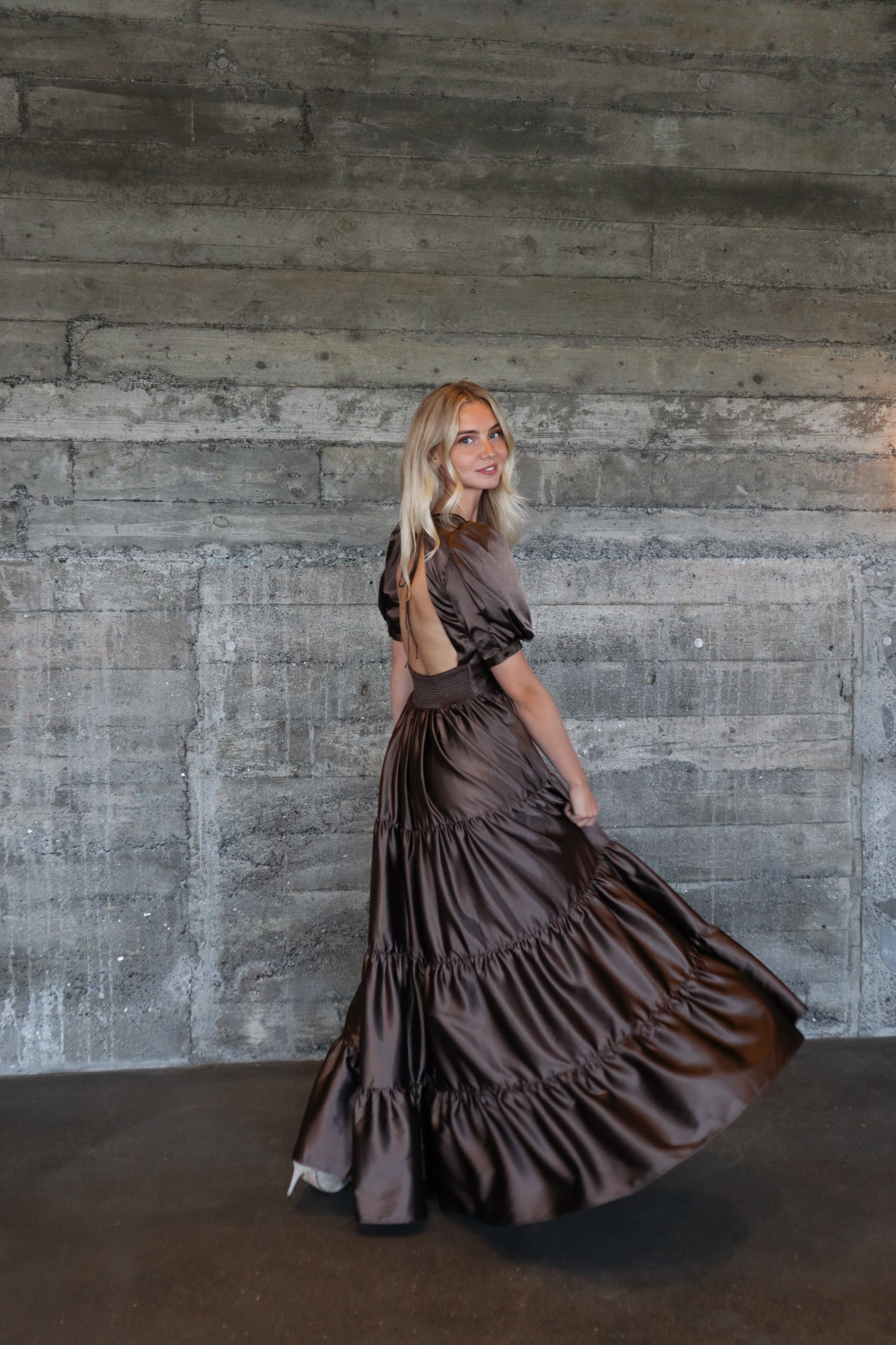 AndreA - Erna Open Back Dress Maxi