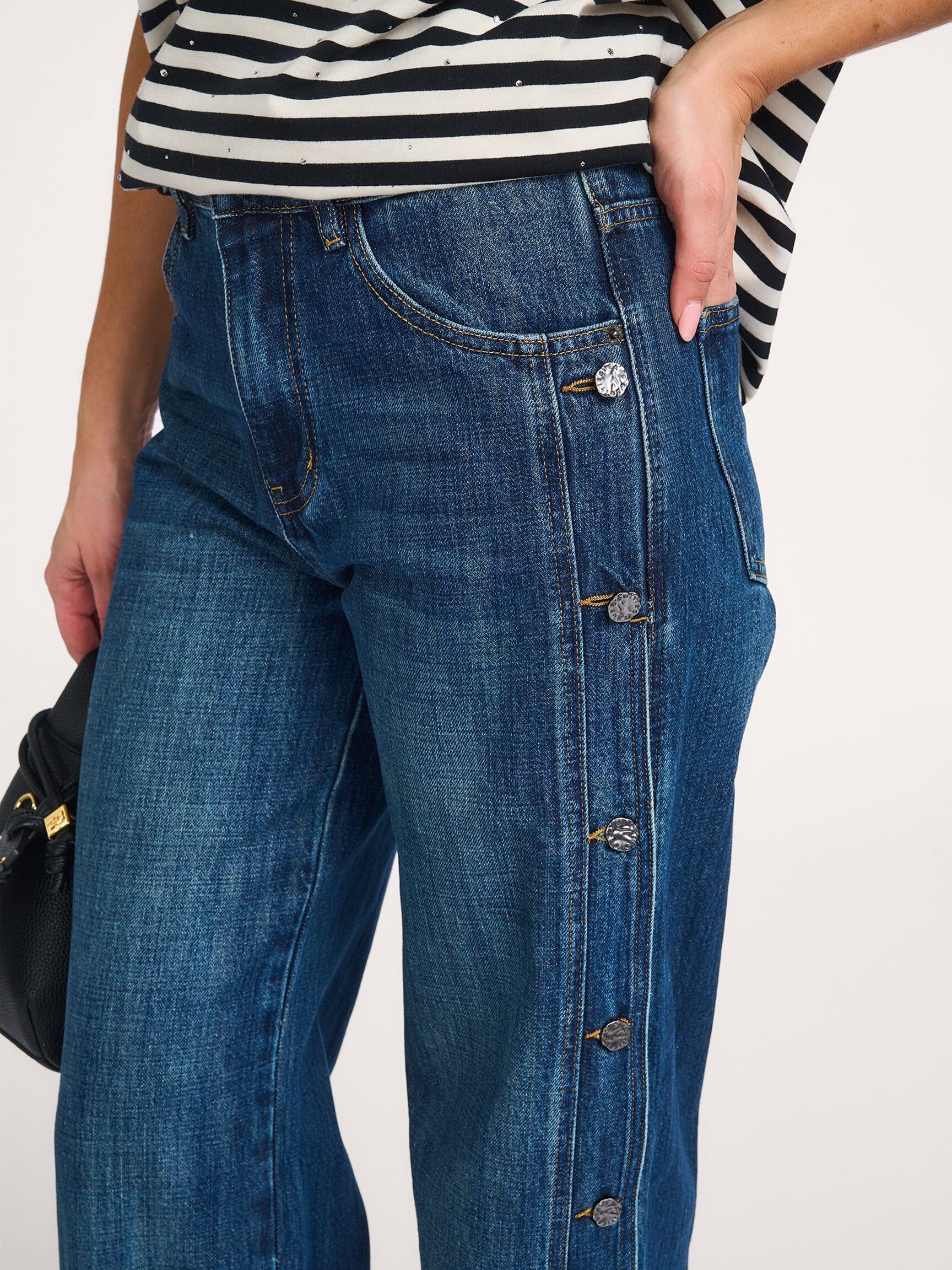 HAUTE L'AMITIÉ - Denize Button Jeans