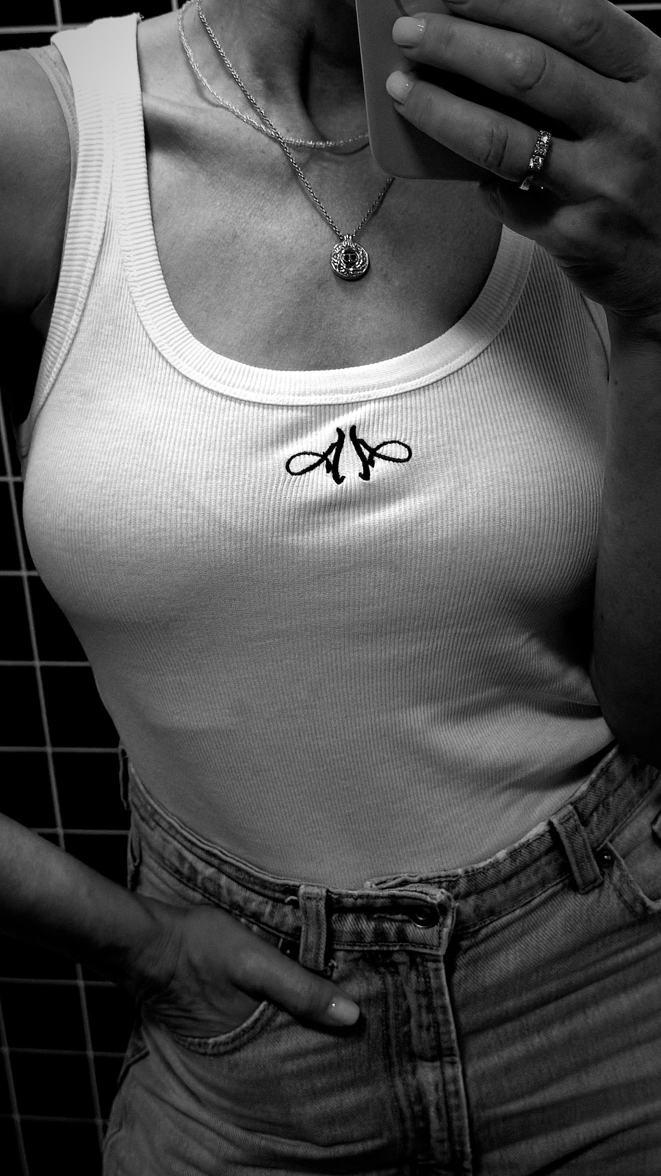 AndreA - Hero Tank Top