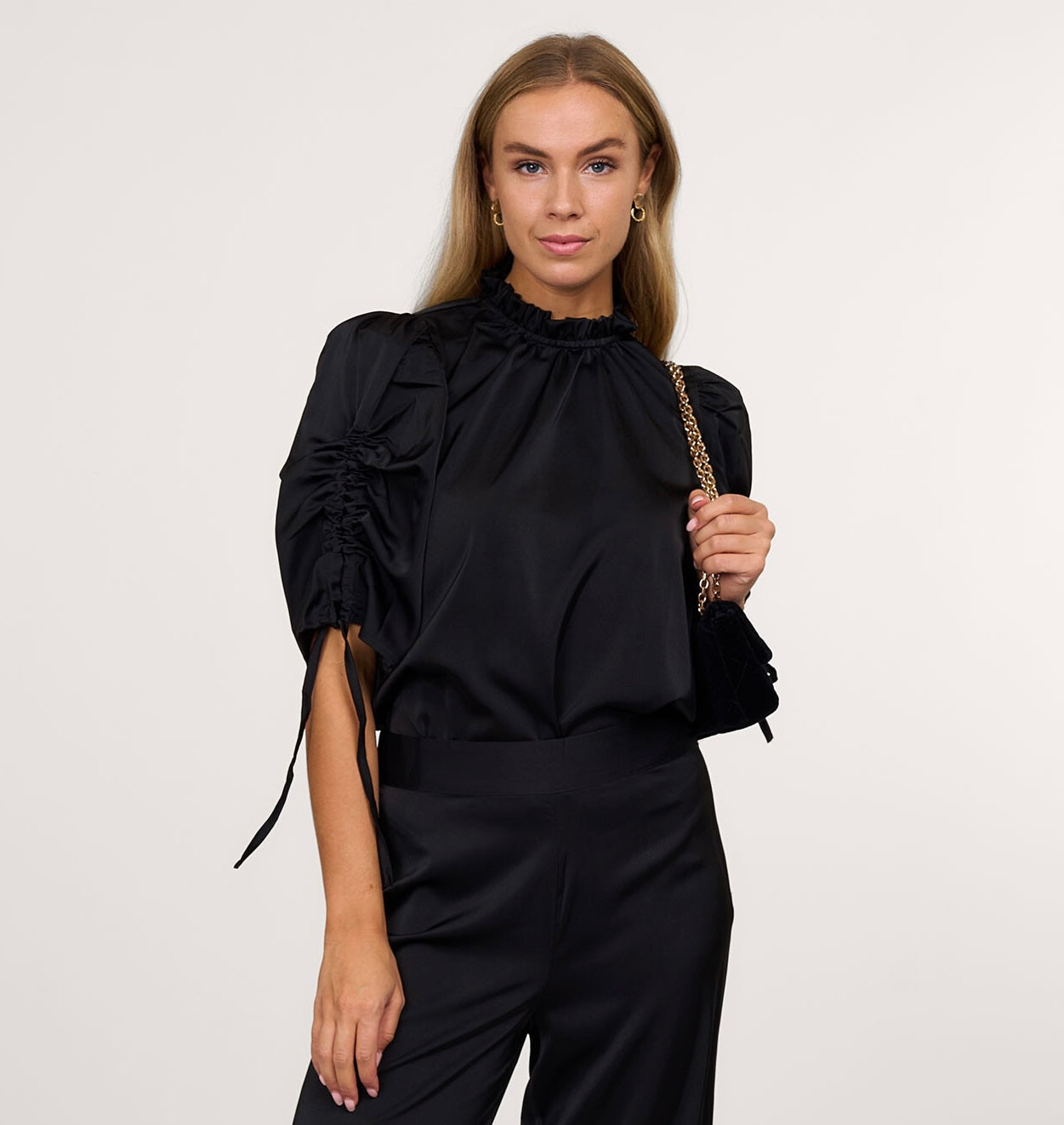 Co'Couture - Adna Puff Blouse