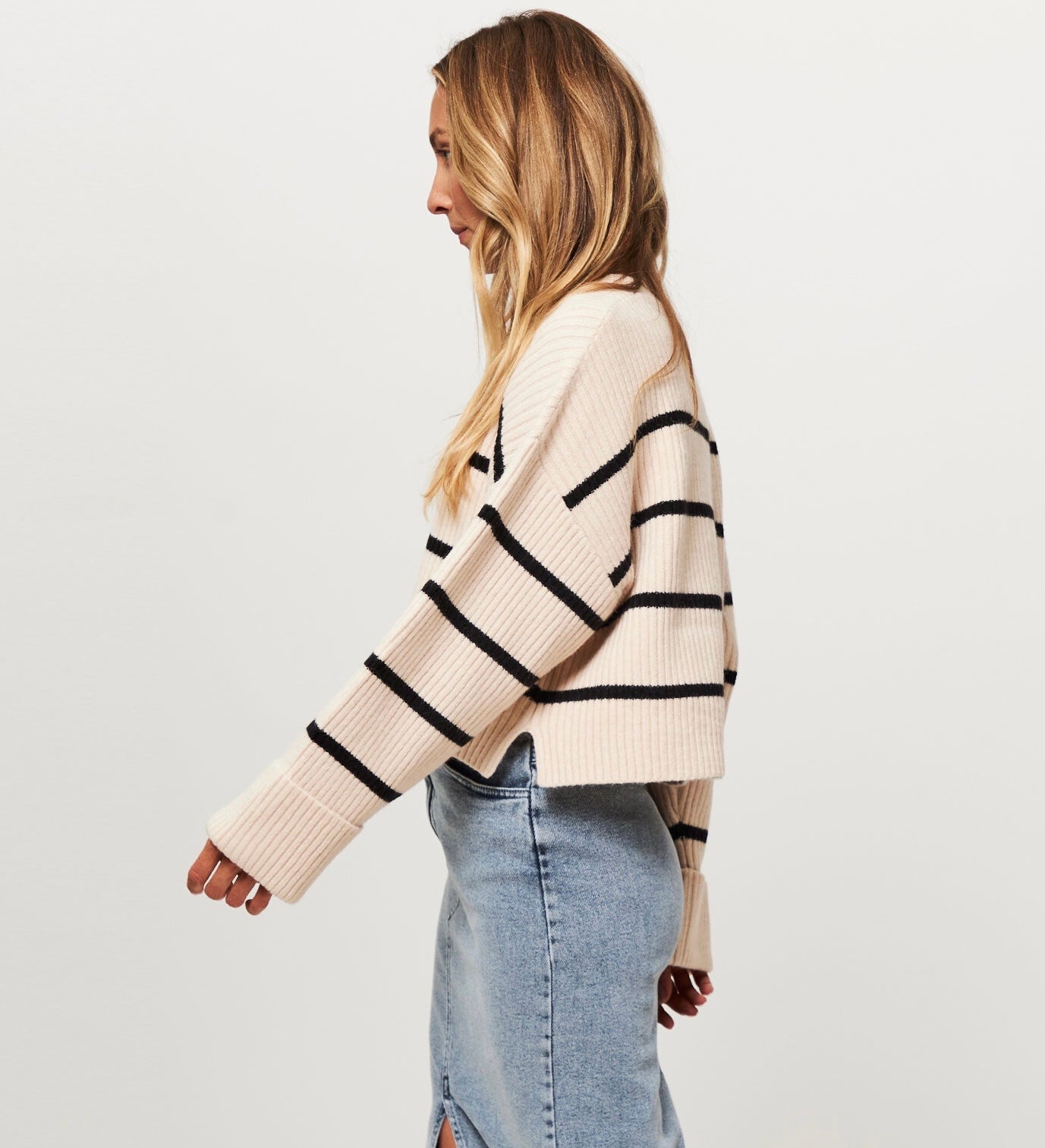 Co'Couture - Row Stripe Box Crop O - Knit