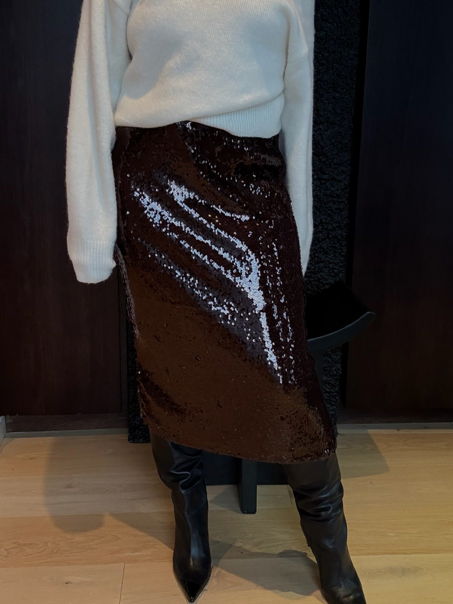 SR - Maddison Midi Skirt