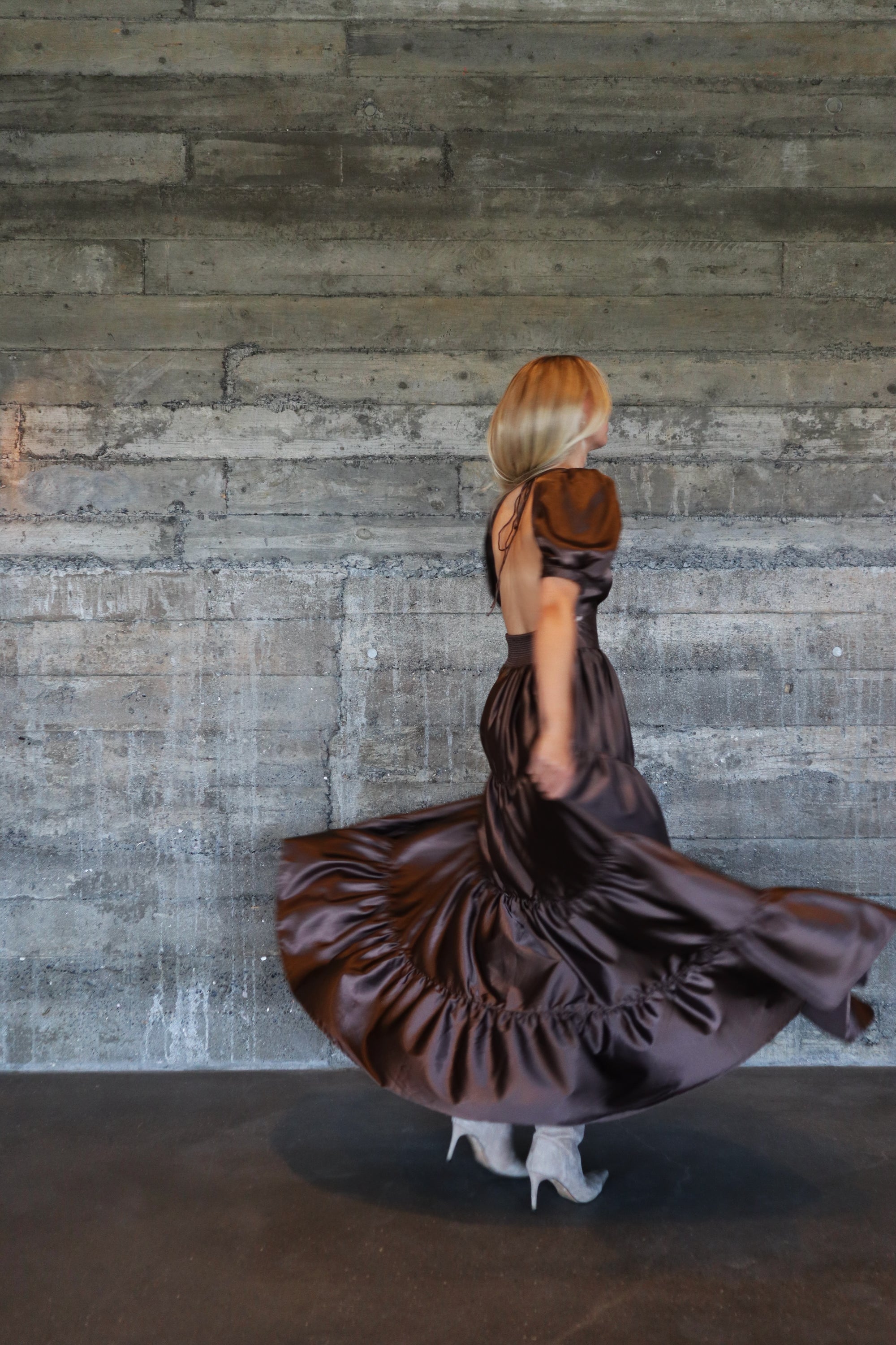 AndreA - Erna Open Back Dress Maxi