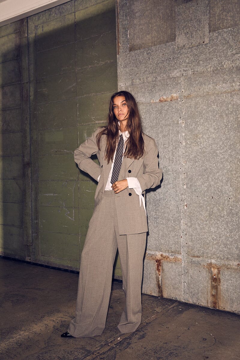 HAUTE L'AMITIÉ - Nicole Pleat Pant