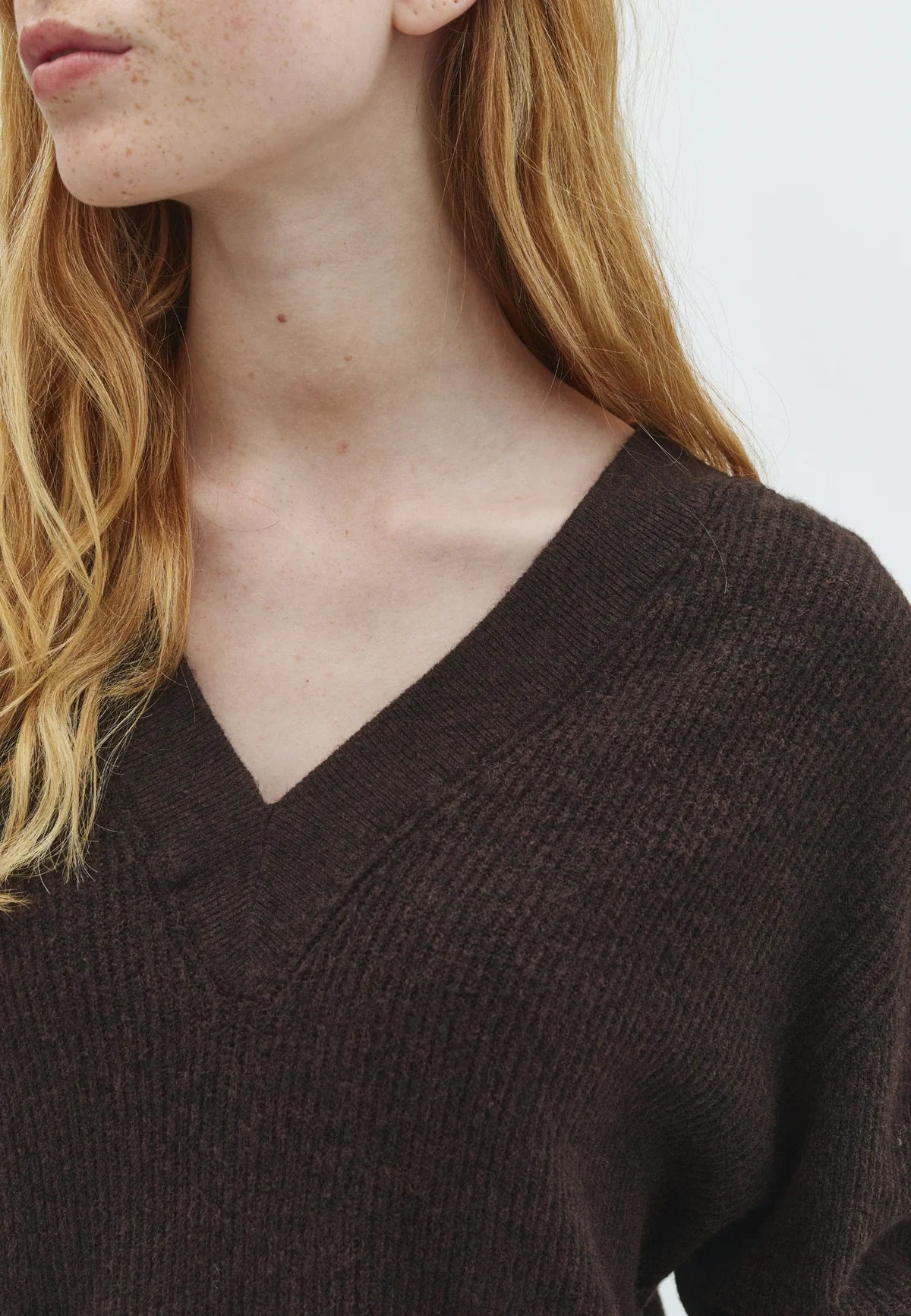 mbyM - Asato V Neck Knit