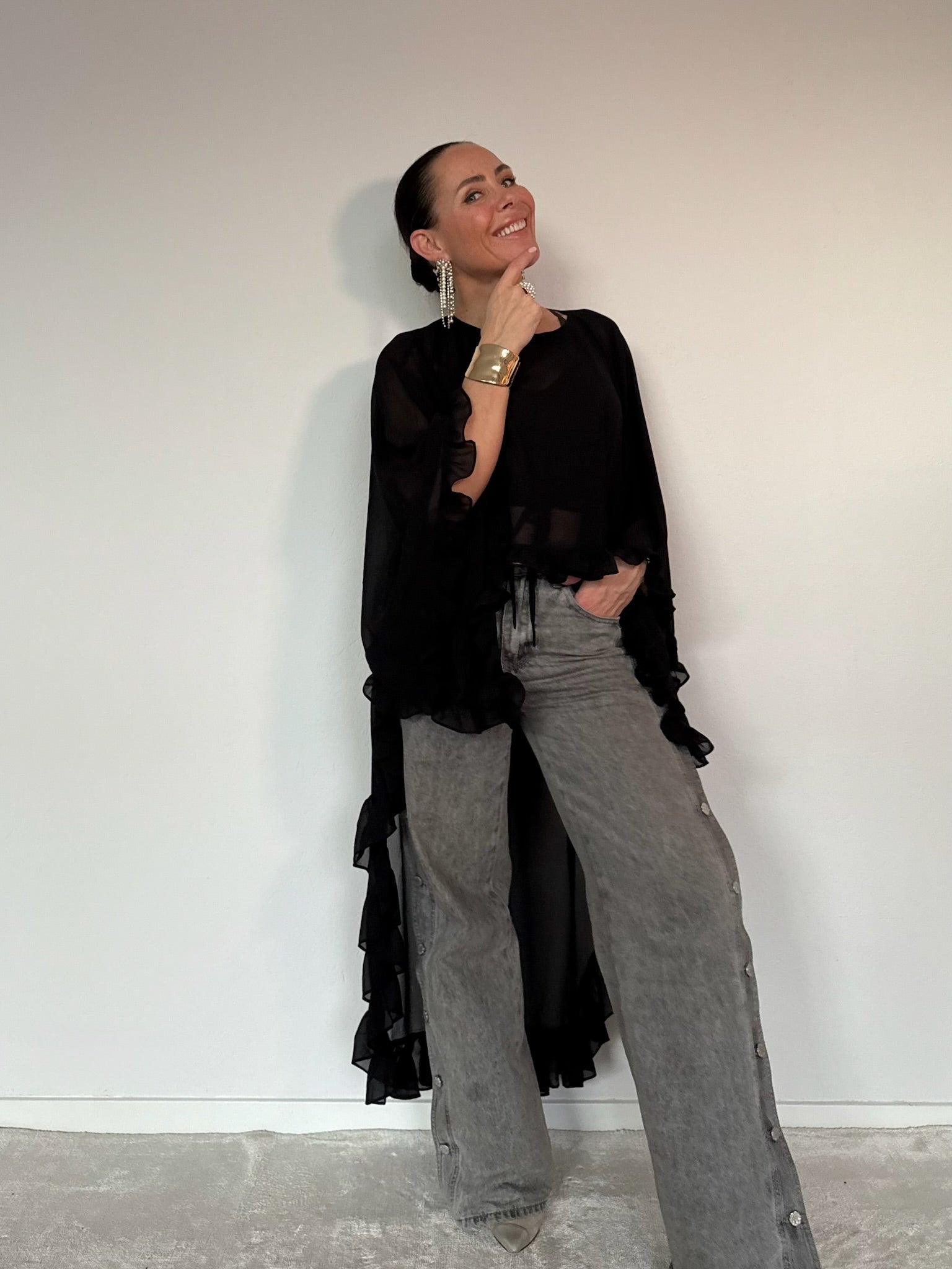 AndreA - Ruffle Cape