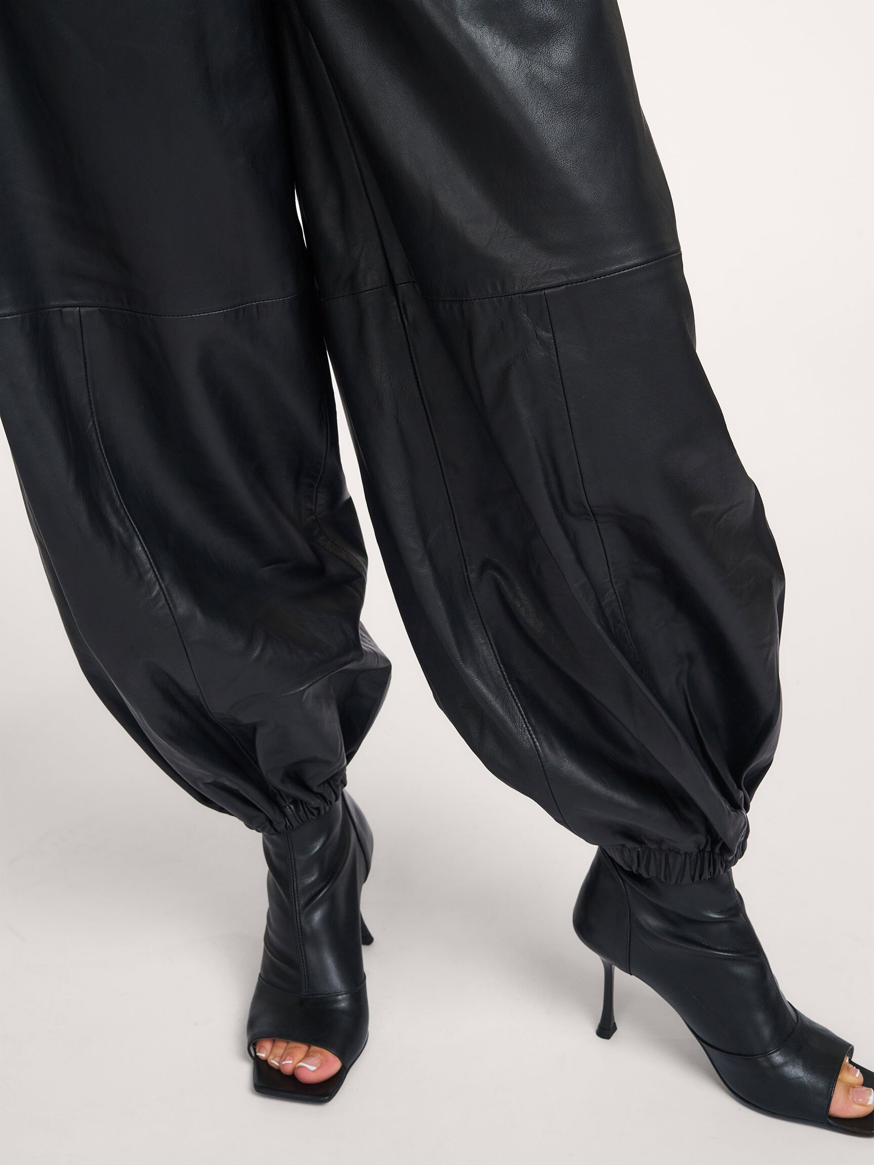 HAUTE L'AMITIÉ - Jasmin Leather Harem Pant