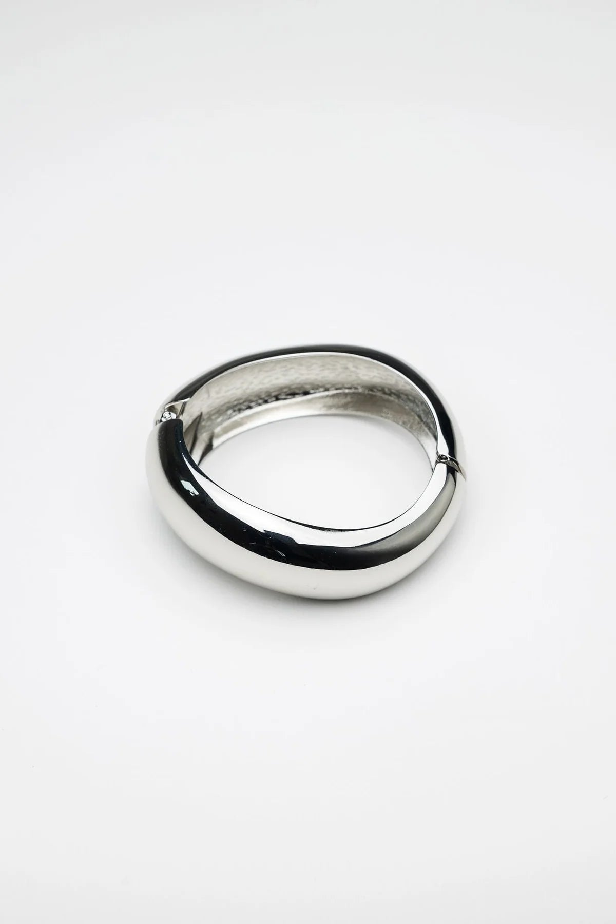 BOW19 - Wave Bracelet